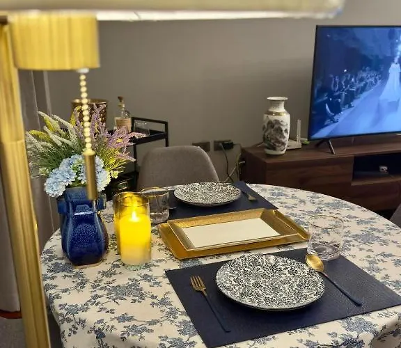 Omni Tower Sukhumvit Nana - Luxury Bangkok