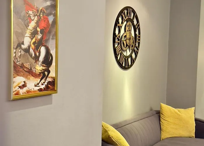 Omni Tower Sukhumvit Nana - Luxury * Bangkok