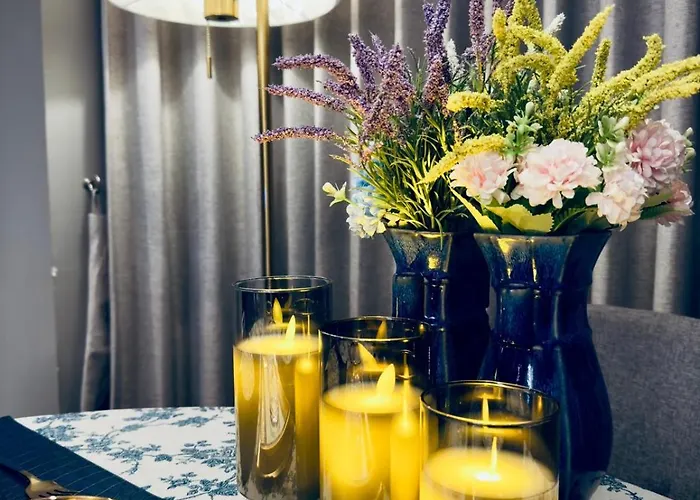 Omni Tower Sukhumvit Nana - Luxury Apartment